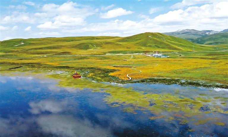 甘肃旅游丨秋日尕海湖 青山绿水美如画