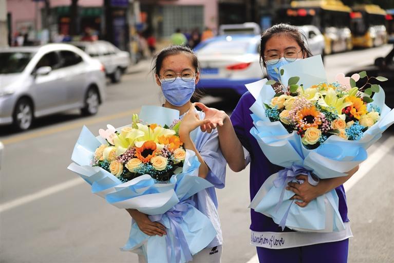 甘肃高考平稳落幕阅卷明日开始