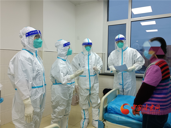 【甘快看】驰援天水见闻：最“幽默”的逆行者石军年 原来你是专家组组长