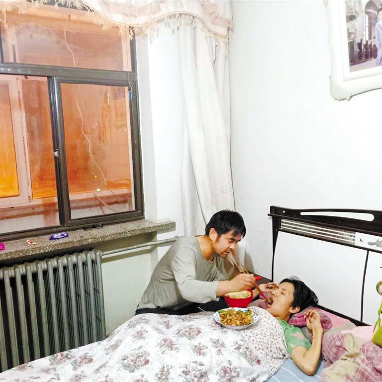 民乐汉子王安雄： 家人互相牵手就是幸福