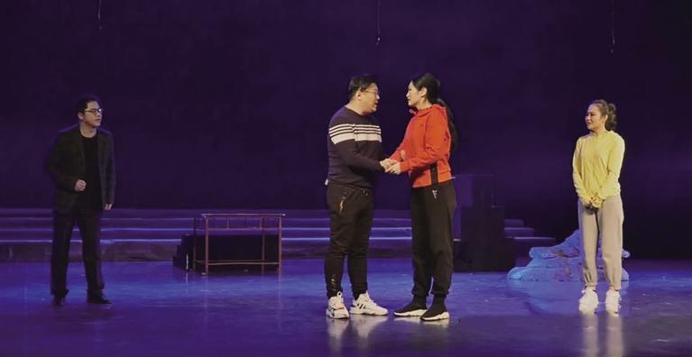 专家为甘肃省歌剧院全员“把脉”“问诊”