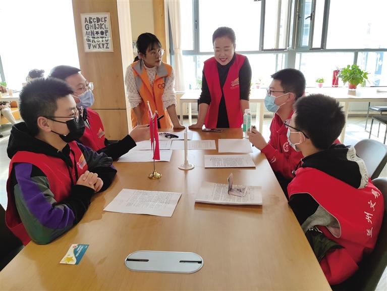 兰州甘家巷社区：甘甘少年行 服务暖夕阳