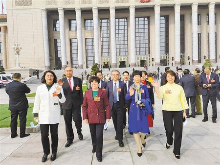 【两会】笃行不怠勤履职 再接再厉续华章