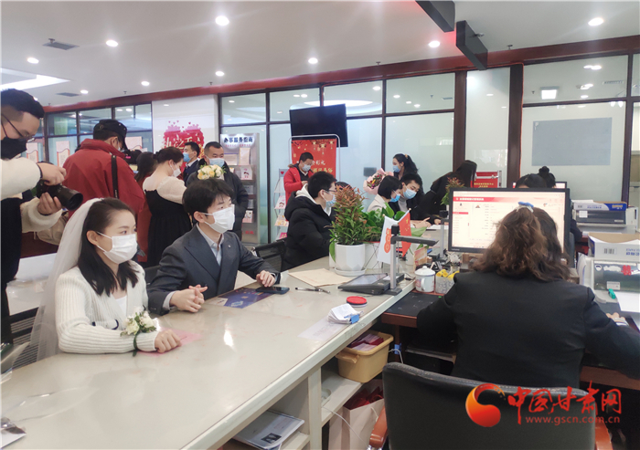有爱的日子 有情的人 兰州市城关区婚姻登记将为300对新人颁证