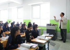 兰州新区舟曲中学开学：新舟扬帆 载起舟曲希望