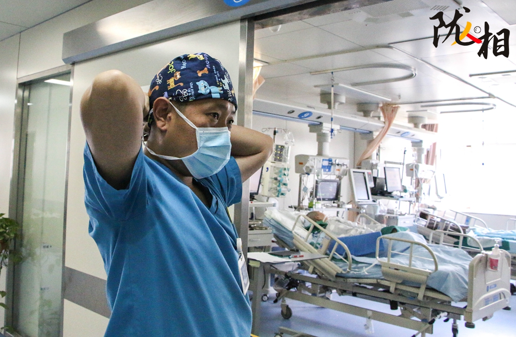 【陇人相·护士节特刊】“男丁格尔”达选红：我们是ICU里的“特种部队”