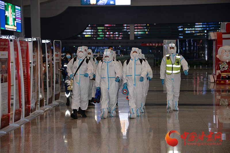 省红十字会紧急援助天津市疫情防控工作