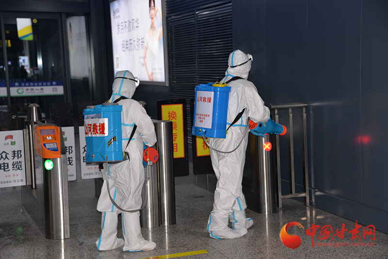 甘肃省疾控中心提醒： 有以下旅居史的人员请第一时间主动报备