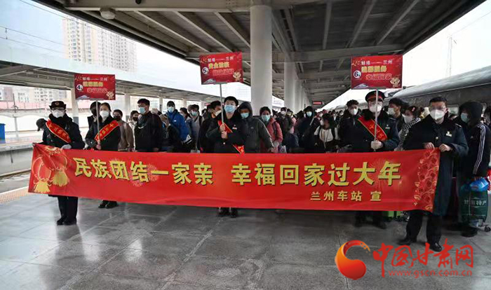 千里返乡路，他们回家过年了