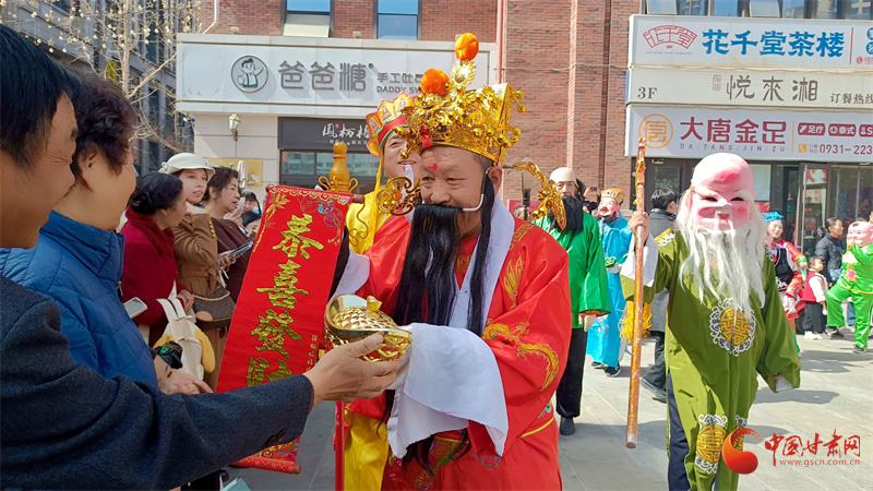 瑞马迎春闹元宵