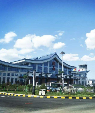 陇南至广州航线正式开通