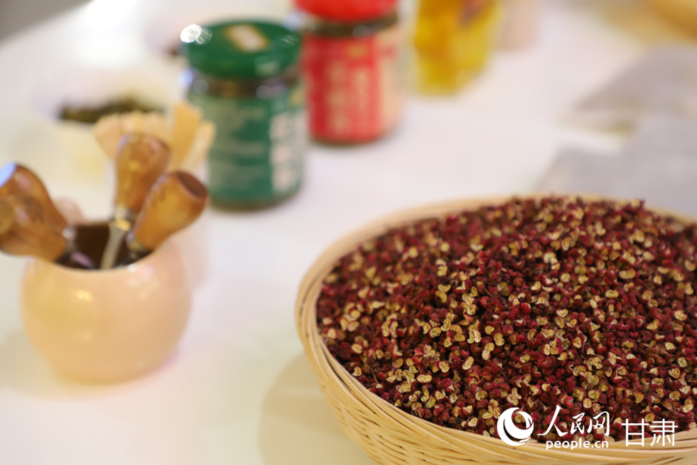 武都花椒。人民网记者 邵兰摄